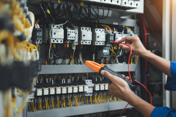 Best Electrical Contractors for Businesses  in Toledo, IL